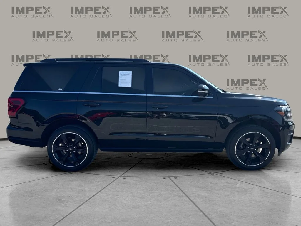 Used 2022 Black Ford Limited image 6