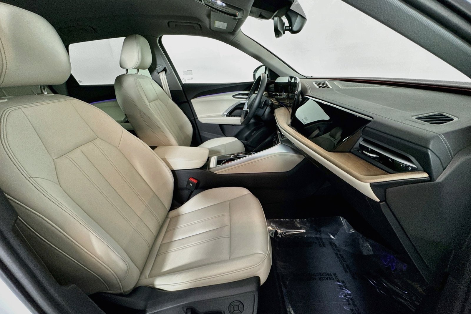 Used 2025 Arkona White Audi Premium image 25
