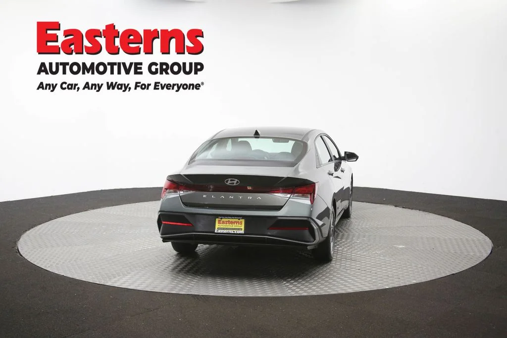 Used 2024 Gray Hyundai SEL image 37