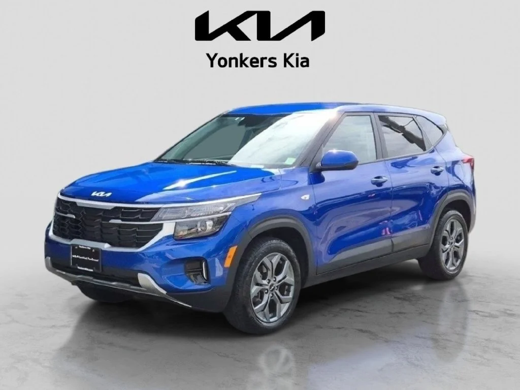 Used 2024 Blue Kia LX image 1