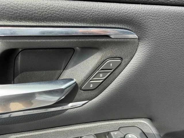 New 2026 Silver Zynith Exterior Paint RAM Laramie image 20