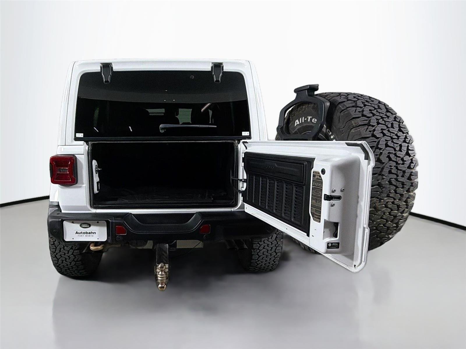 Used 2022 Bright White Jeep Unlimited Rubicon 392 image 23