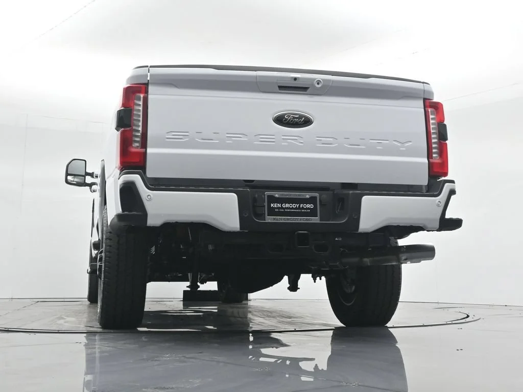 New 2026 Oxford White Ford Lariat image 47