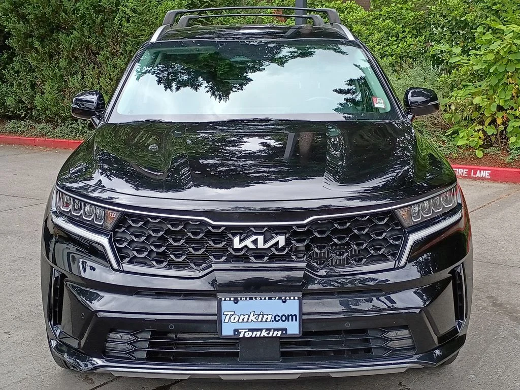 Used 2023 Aurora Black Kia EX image 12
