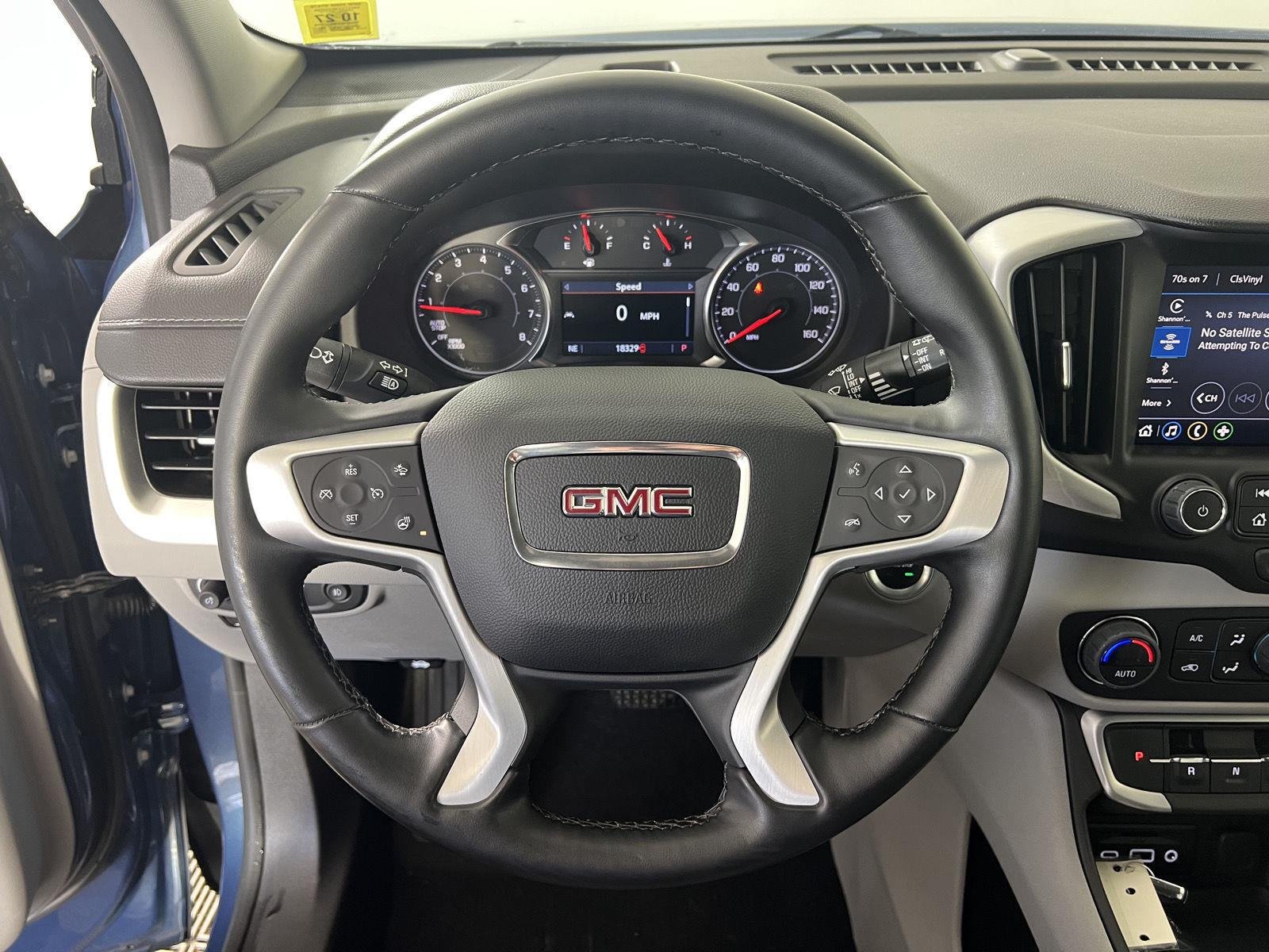 Used 2024 Downpour Metallic GMC SLT image 9