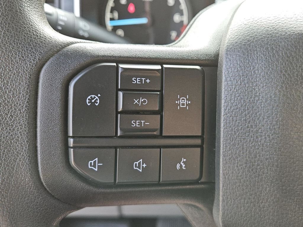 Used 2021 White Ford XL image 15