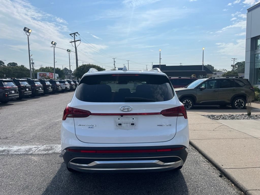Used 2023 White Hyundai Blue image 5