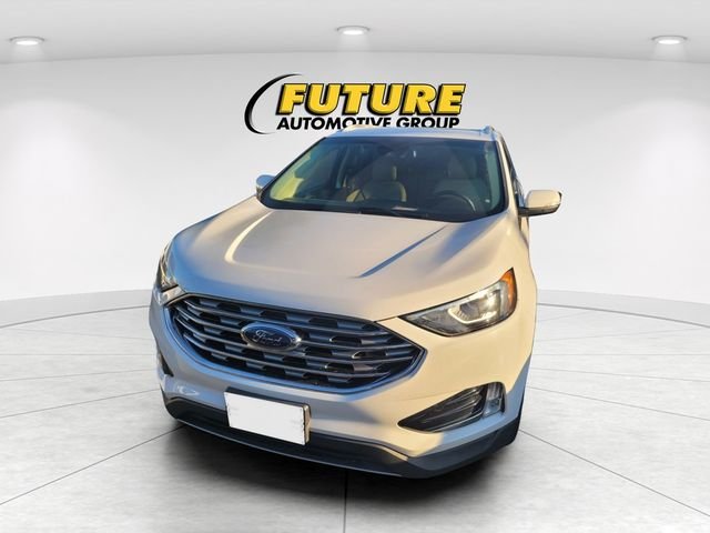 Certified Used 2019 White Ford SEL image 2