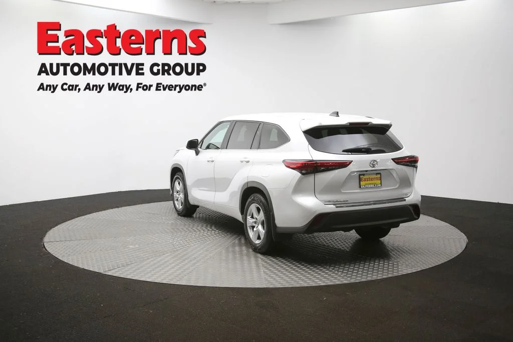 Used 2023 White Toyota LE image 65