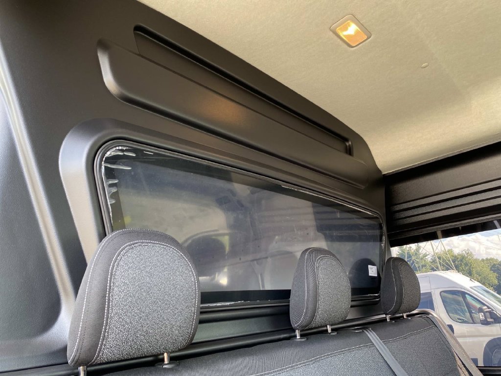 New 2026 Bright White Clear-Coat Exterior Paint Ram High Roof image 8