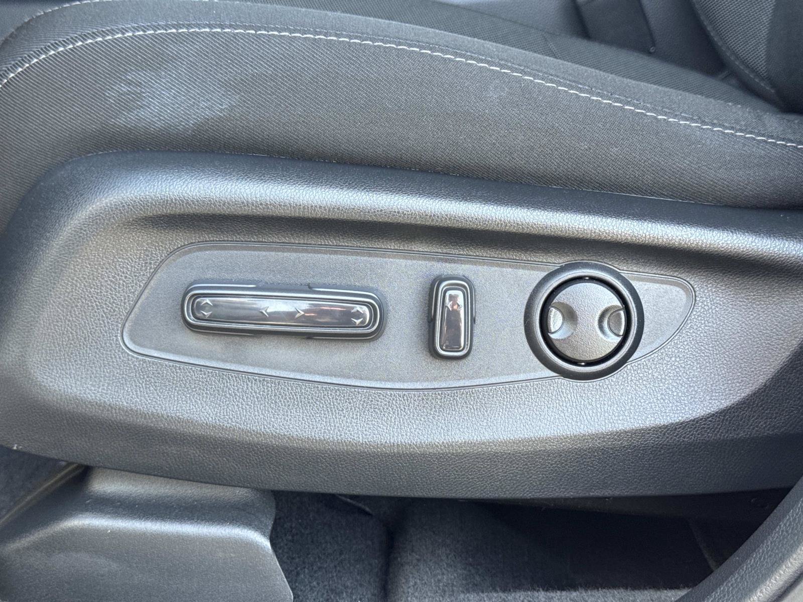2025 Honda CR-V EX - Photo 23