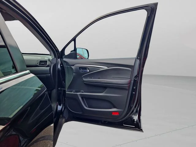 Certified Used 2023 Crystal Black Pearl Honda RTL image 26
