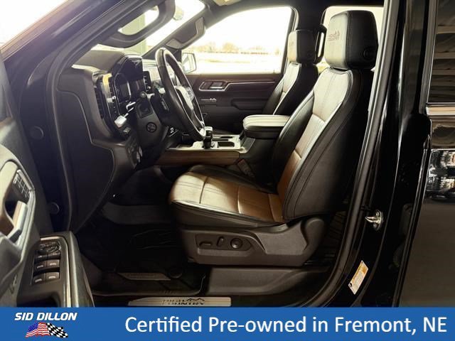 Used 2024 Black Chevrolet High Country image 7