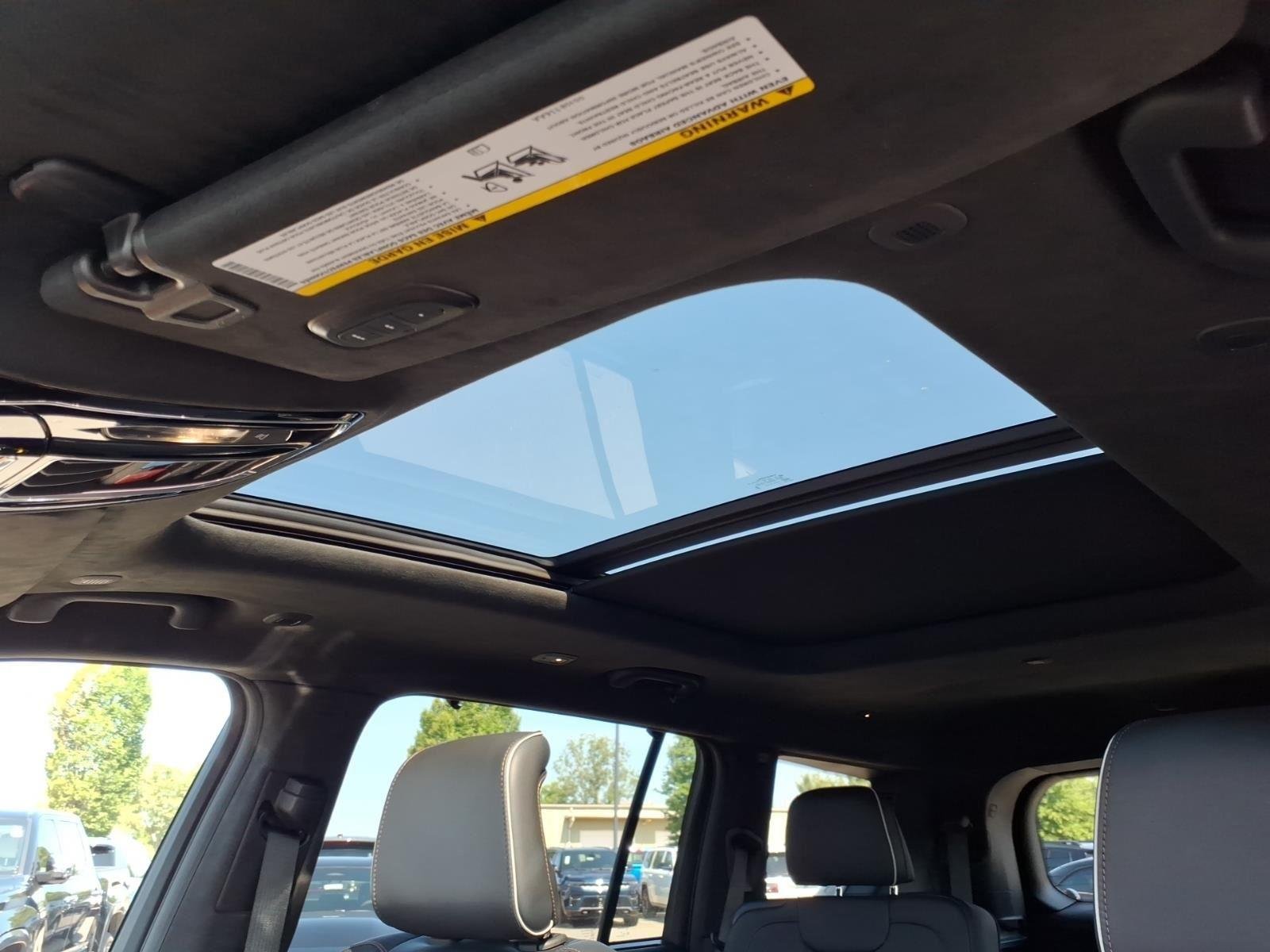 Used 2024 Diamond Black Crystal Pearlcoat Jeep Summit Reserve image 6
