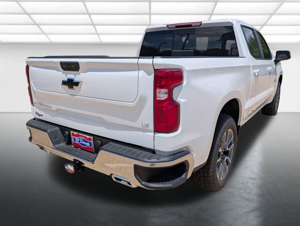 New 2026 Summit White Chevrolet LT image 30
