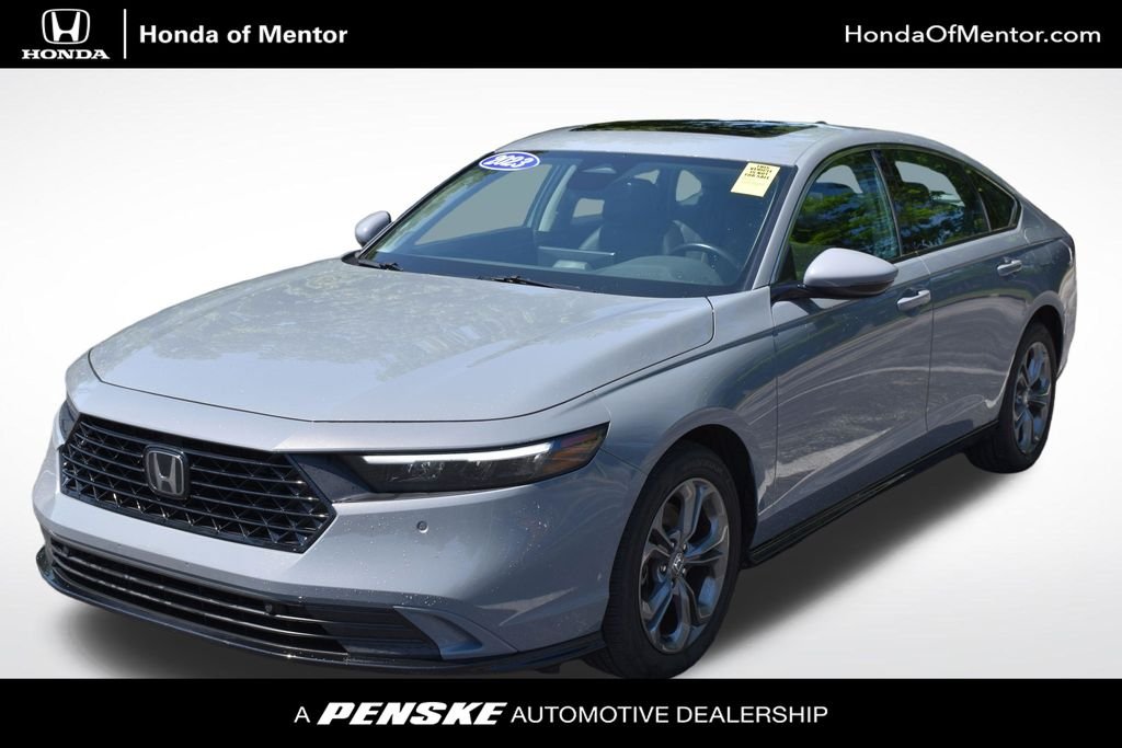 2023 Honda Accord Hybrid EX-L w/o BSI's photo