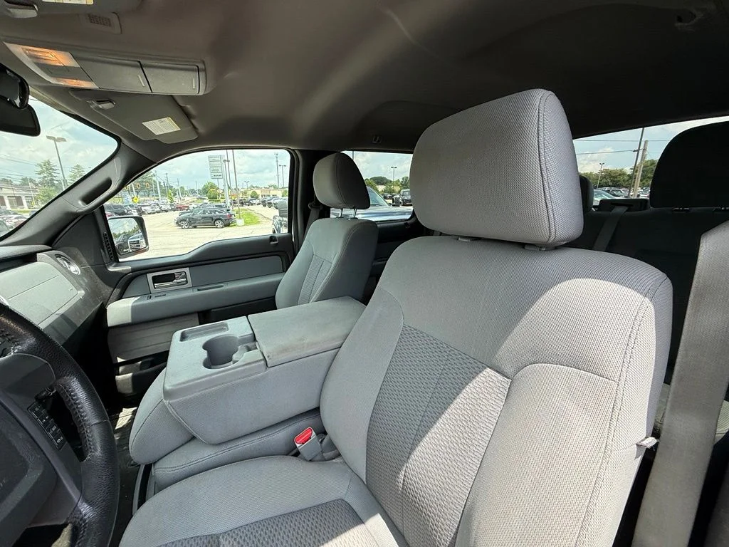 Used 2011 Silver Ford XLT image 14