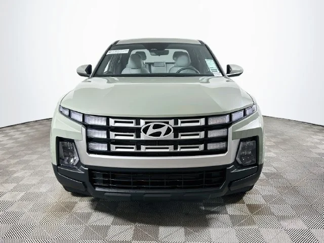 New 2027 Green Hyundai SE image 9