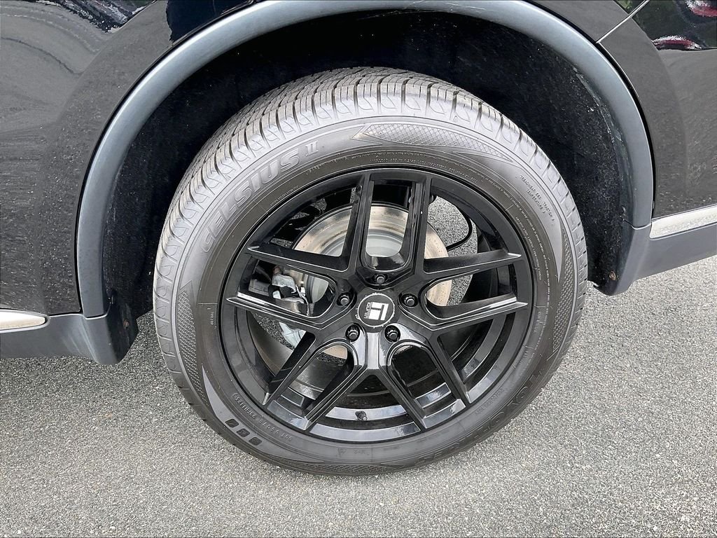 Used 2023 DB Black Crystal Clearcoat Dodge SXT image 7