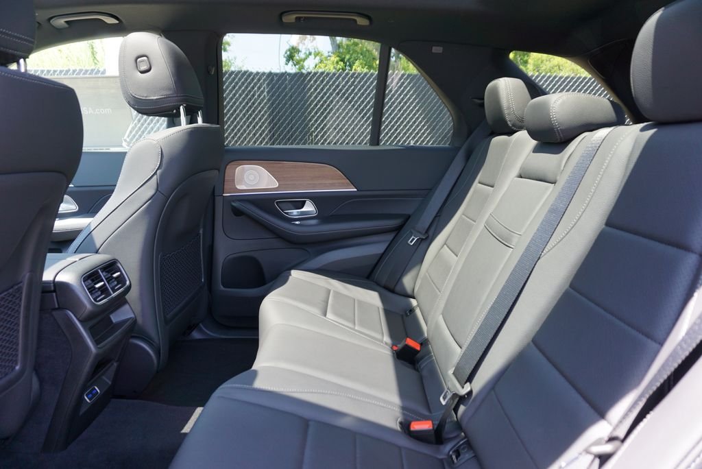 Used 2026 Obsidian Black Metallic Mercedes-Benz GLE 350 image 49