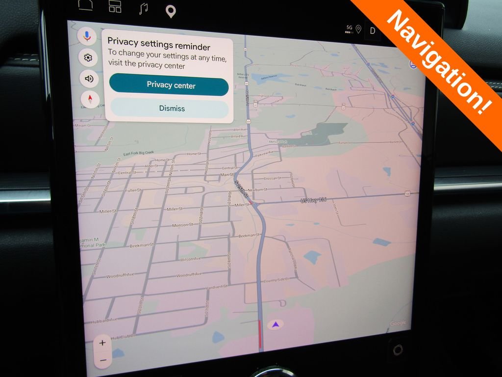 Used 2025 White GMC Elevation image 16