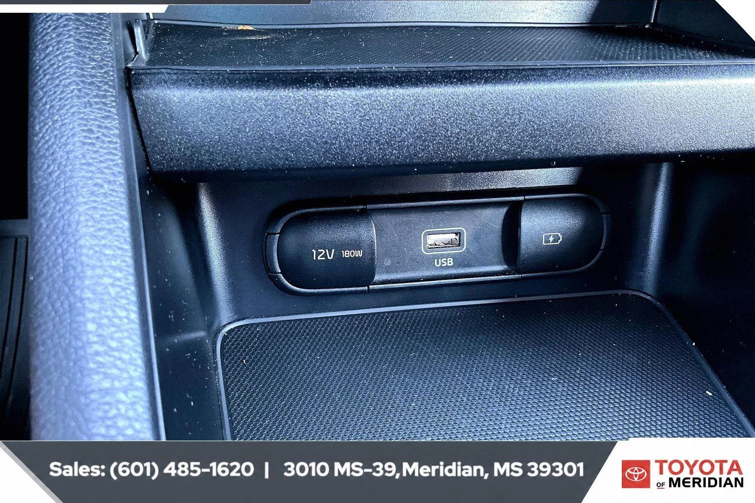 Used 2024 Aurora Black Pearl Kia LXS image 23