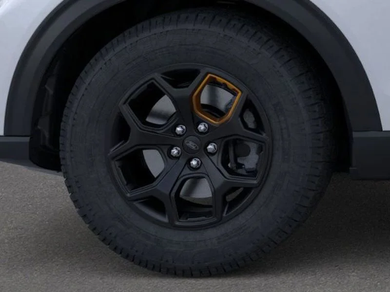 New 2026 Space White Metallic Ford Tremor® image 19
