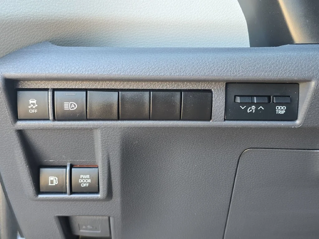Used 2022 Gray Toyota Limited image 21