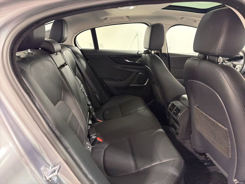 Used 2020 Eiger Gray Metallic Jaguar S image 28