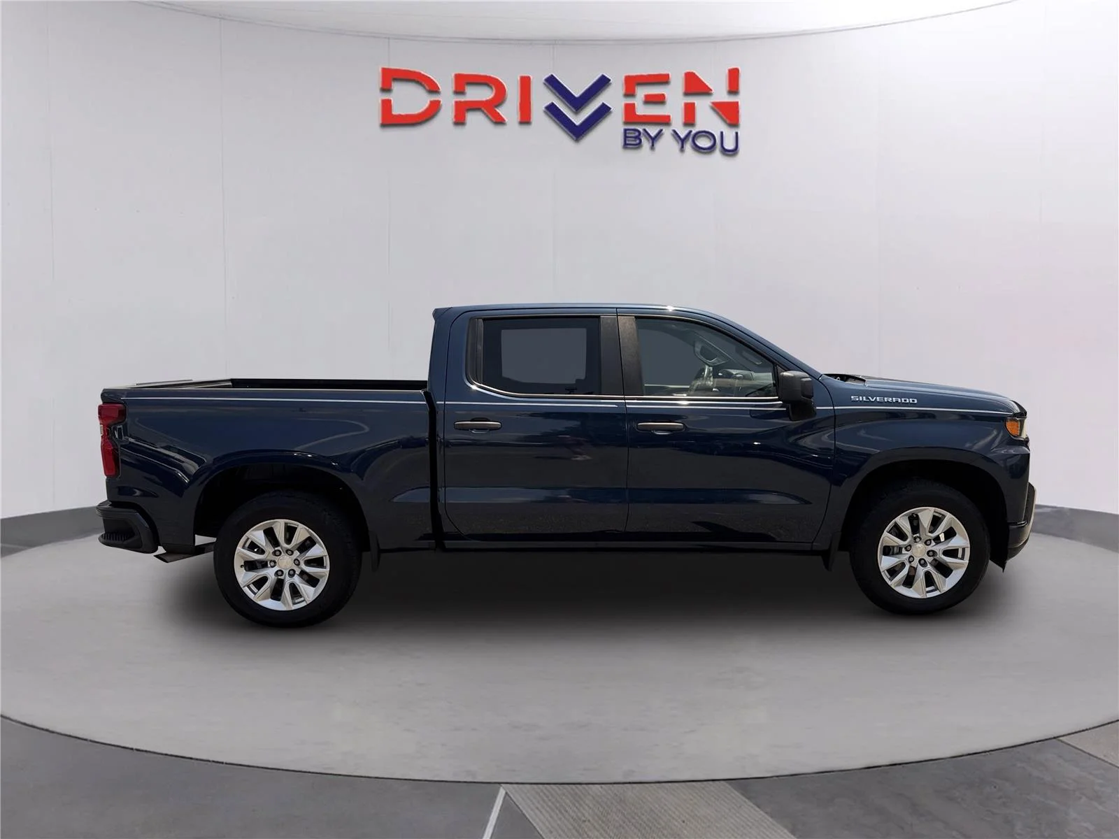 Used 2021 NORTHSKY BLUE METALLIC Chevrolet Custom image 3