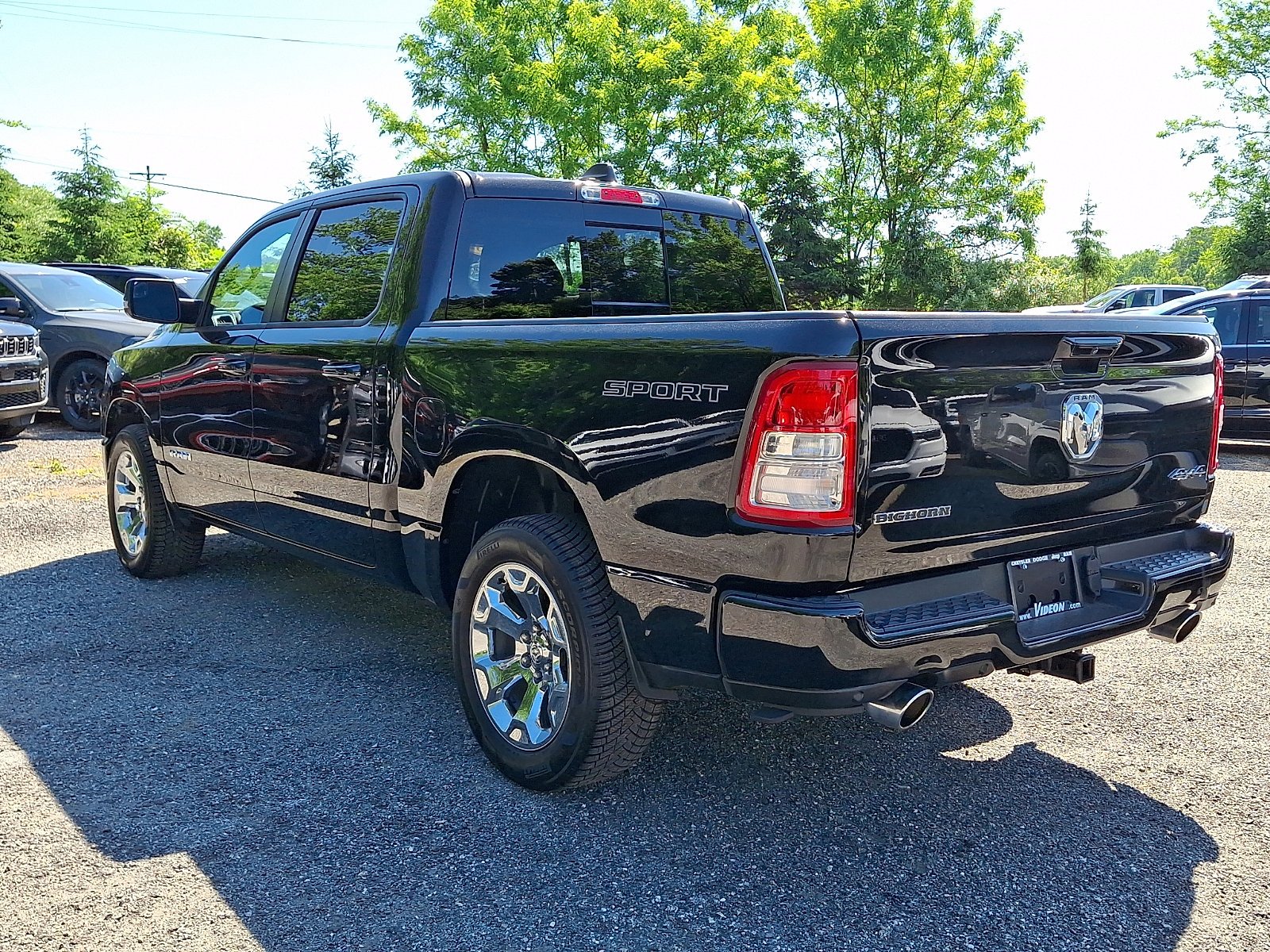 Certified Used 2023 Diamond Black Crystal Pearlcoat Ram Big Horn image 4