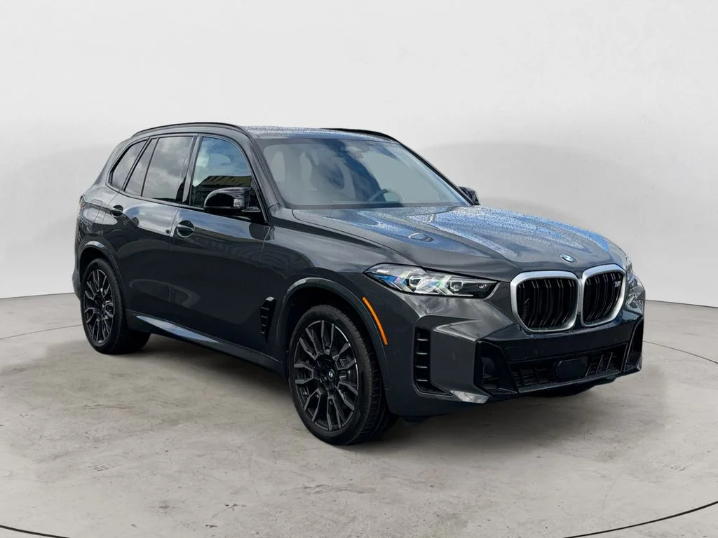 2026 BMW X5 M60i's photo