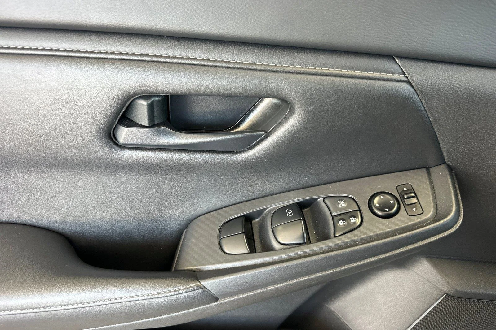 Certified Used 2024 Gun Metallic Nissan S image 11