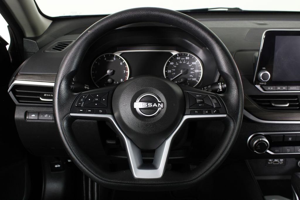 Used 2025 Black Nissan 2.5 SV image 21