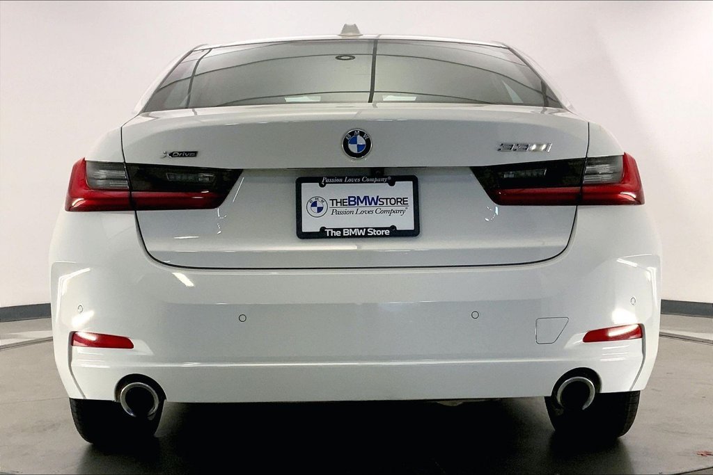 Certified Used 2024 Alpine White BMW  image 3