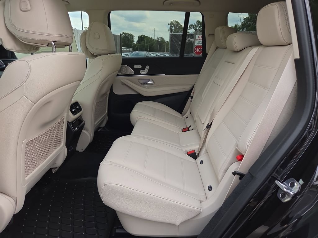2026 Mercedes-Benz GLS Base - Photo 12