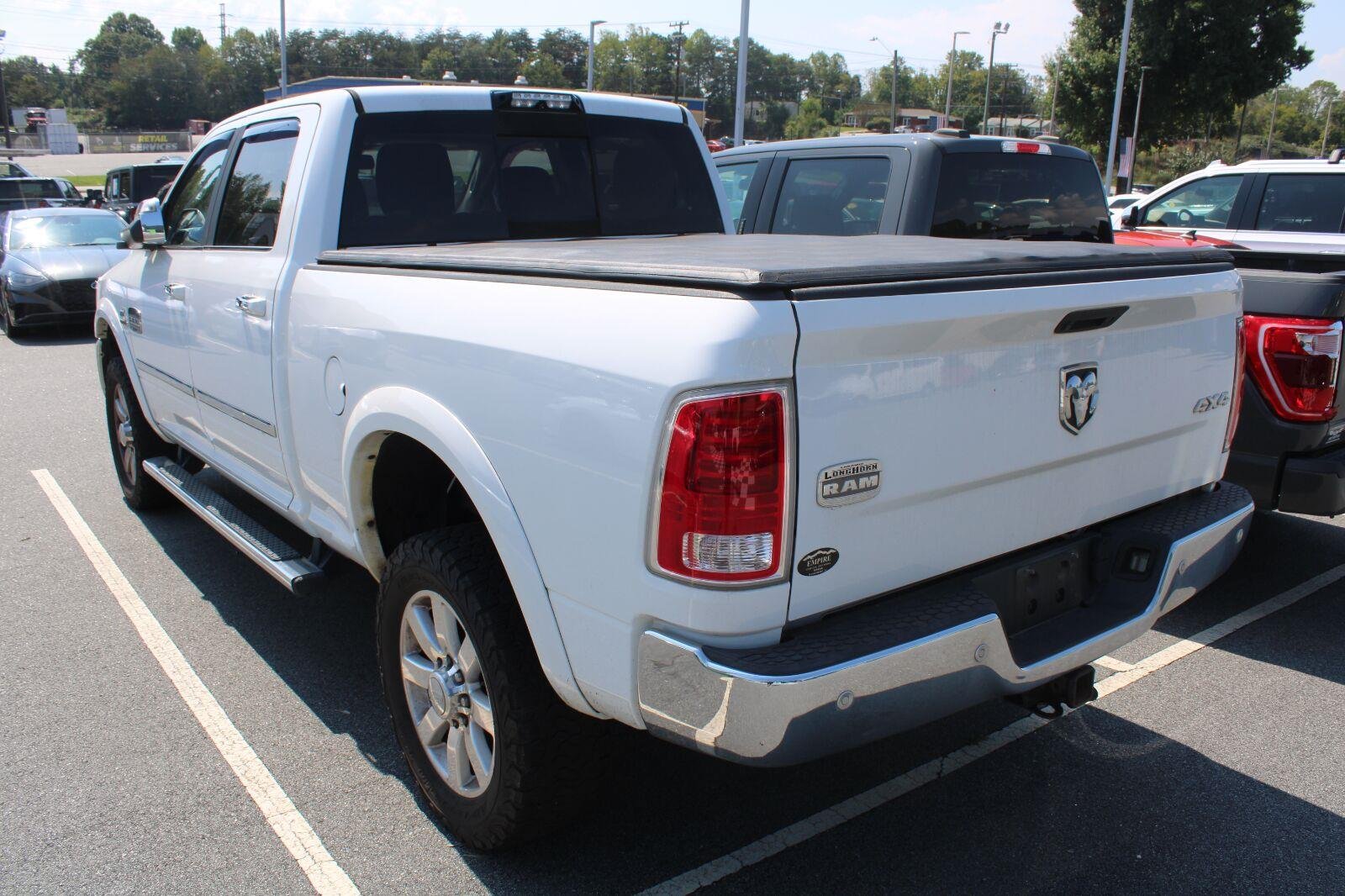 Used 2018 Bright White Clearcoat Ram Longhorn image 6