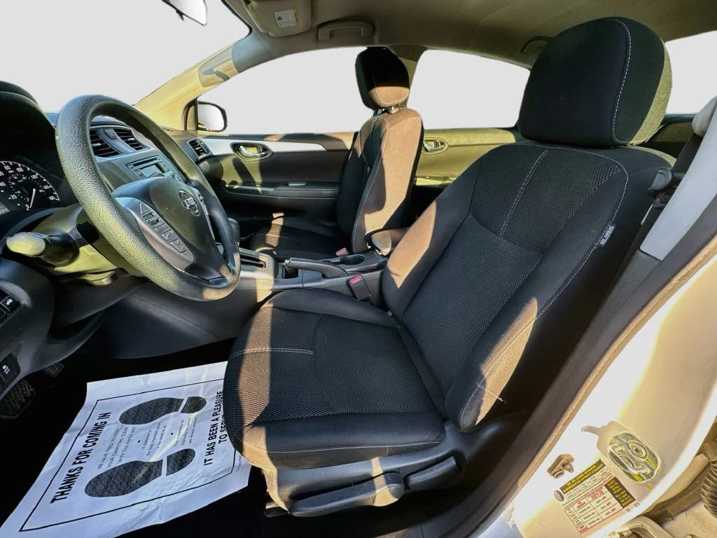 Used 2017 White Nissan S image 22