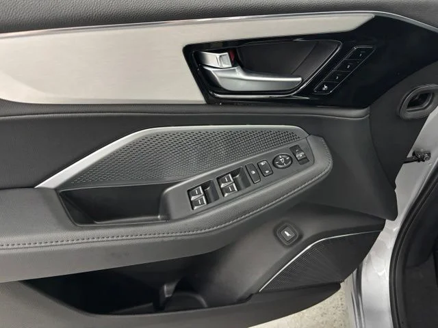 New 2026 Solar Silver Metallic Acura Base image 12