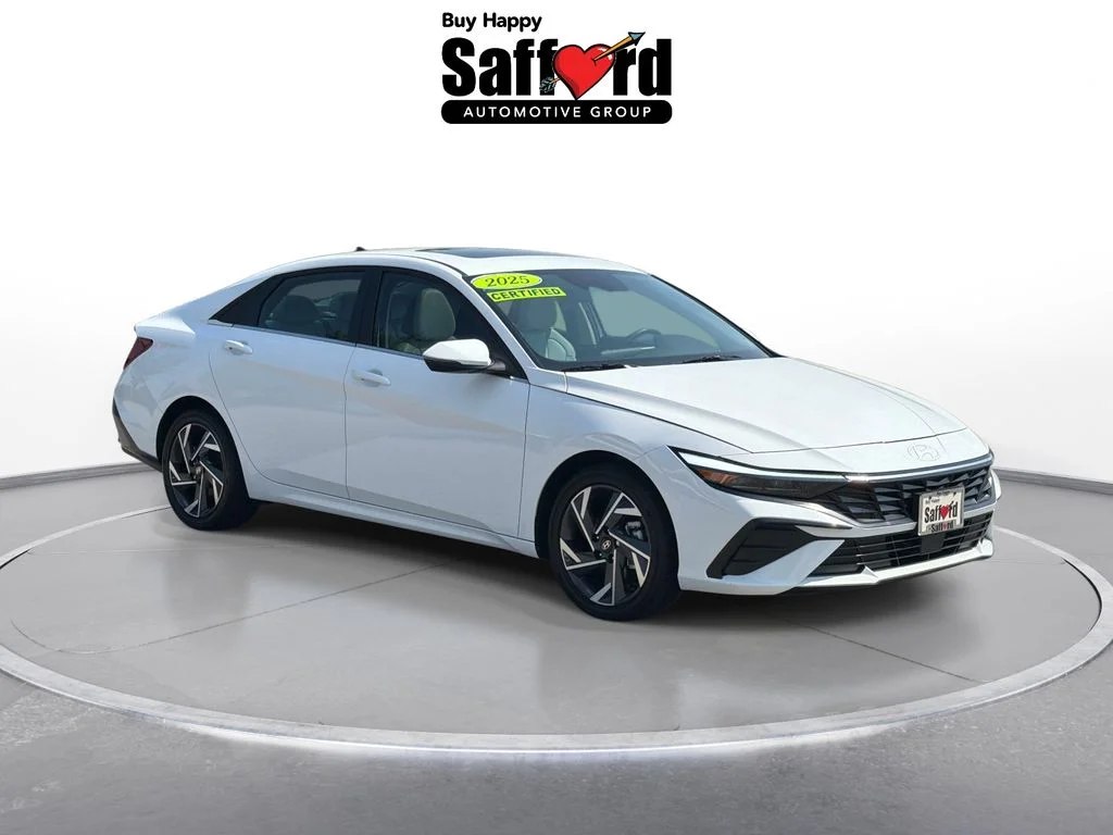 Used 2025 White Hyundai Limited image 19