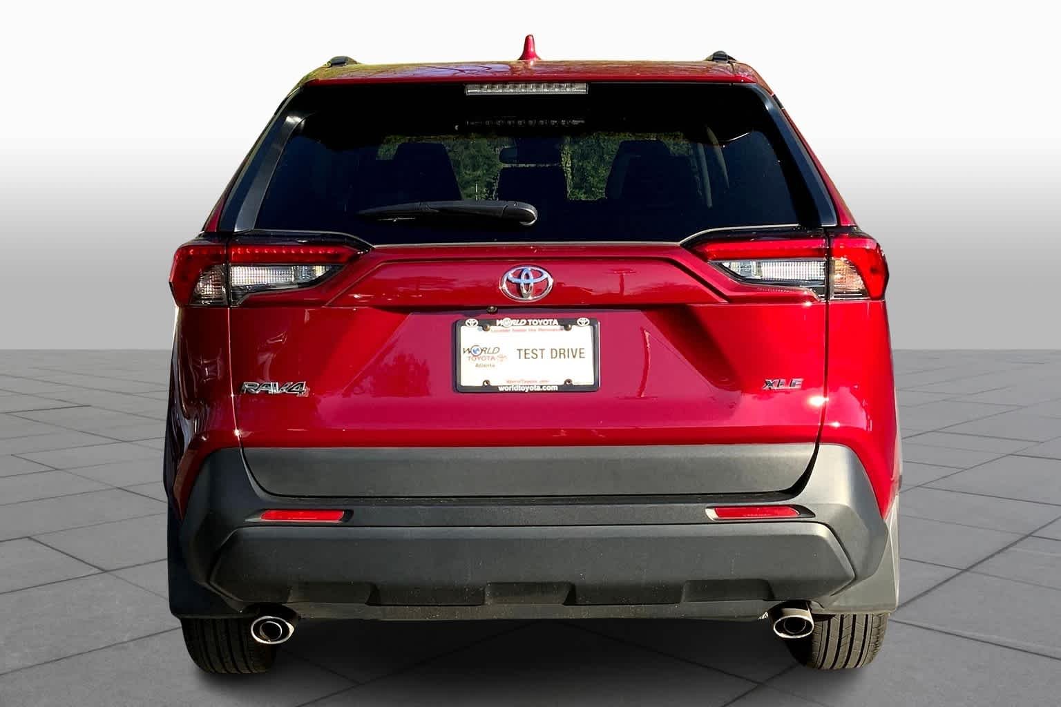 Used 2024 Ruby Flare Pearl Toyota XLE image 5