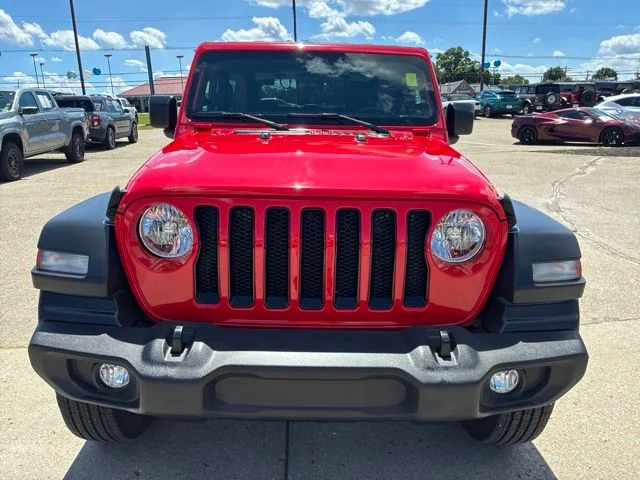 Used 2023 Firecracker Red Clearcoat Jeep Sport S image 2
