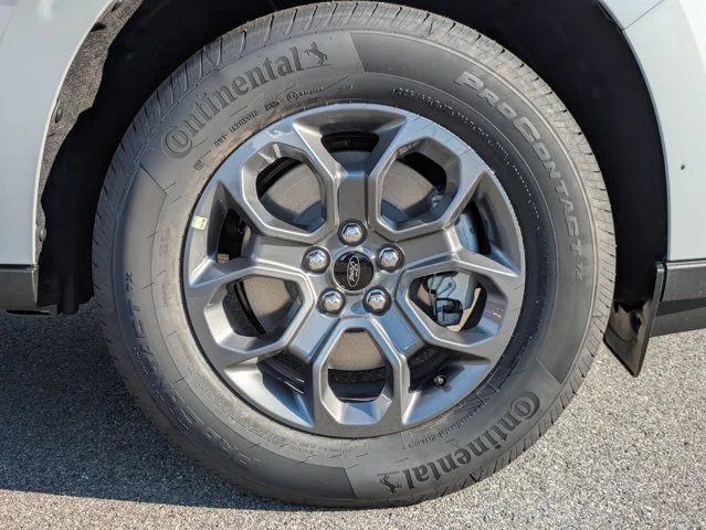 2025 Ford Maverick XLT - Photo 10