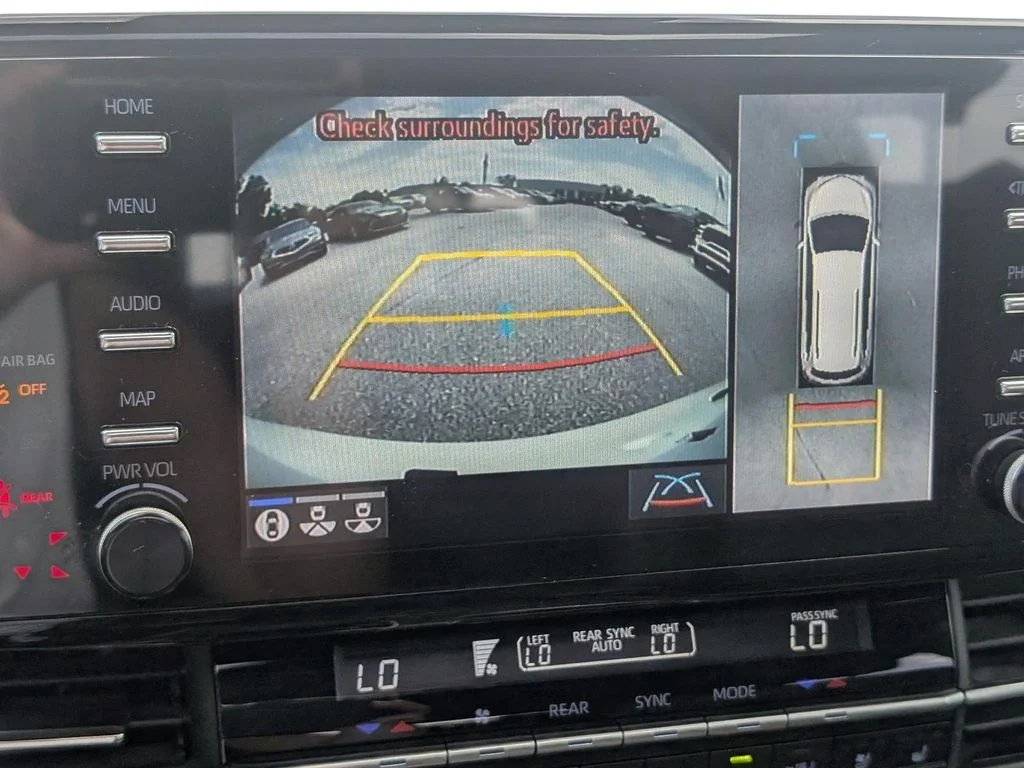 Used 2023 Beige Toyota Platinum image 27