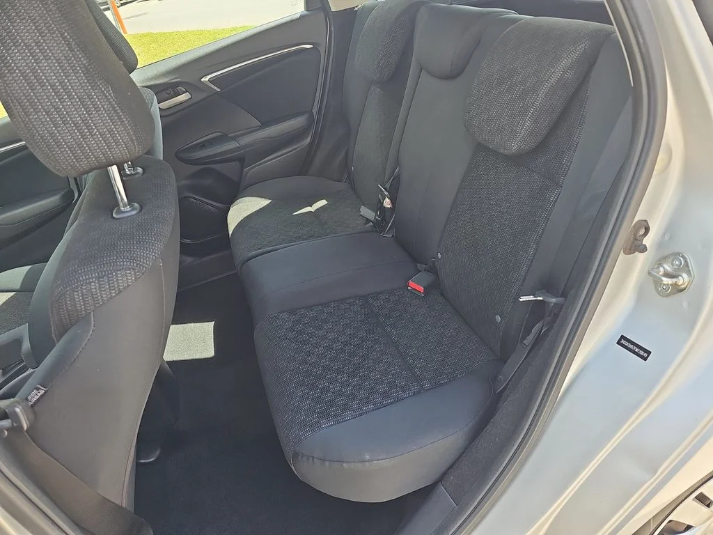 Used 2015  Honda LX image 14