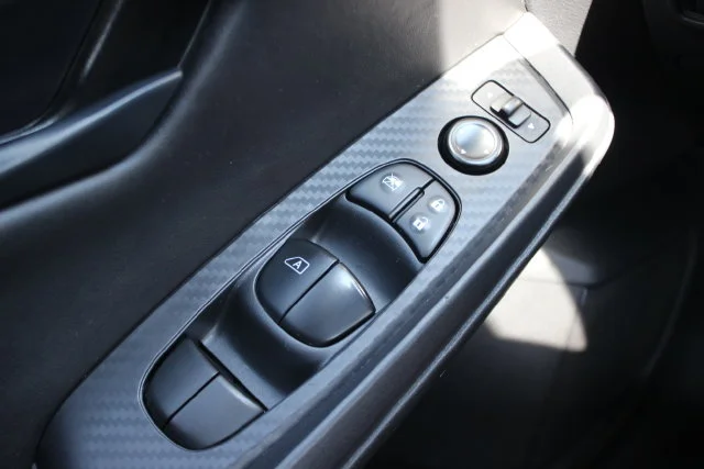 Used 2025 Gray Nissan S image 17