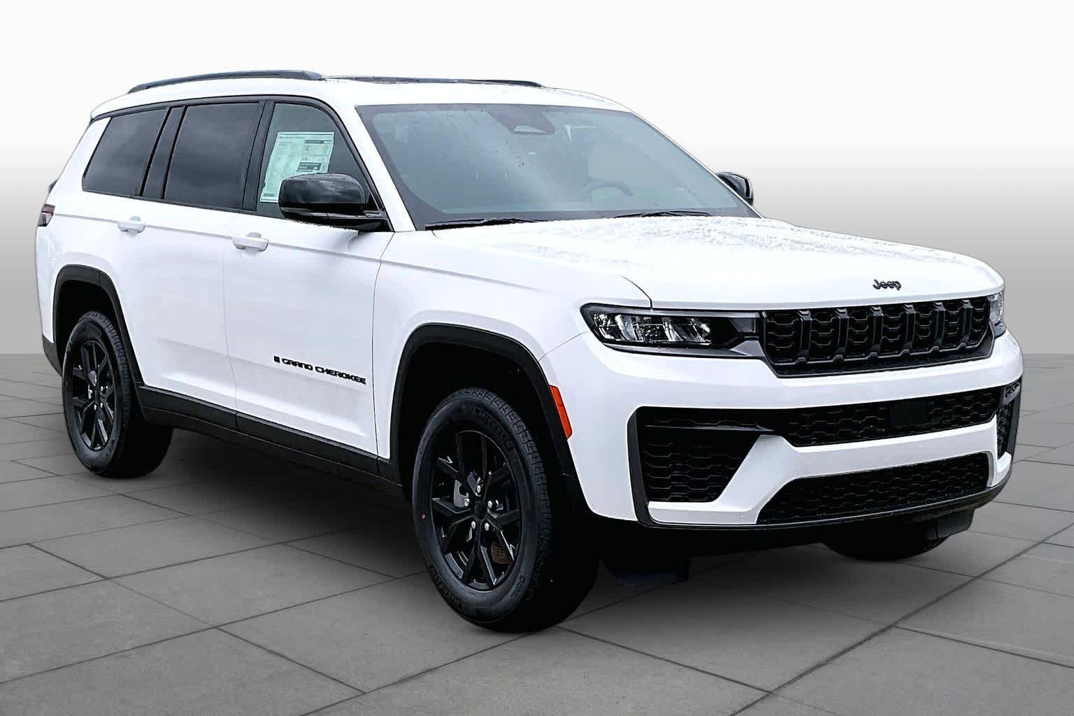 New 2026 Bright White Clear-Coat Exterior Paint Jeep Laredo Altitude image 2