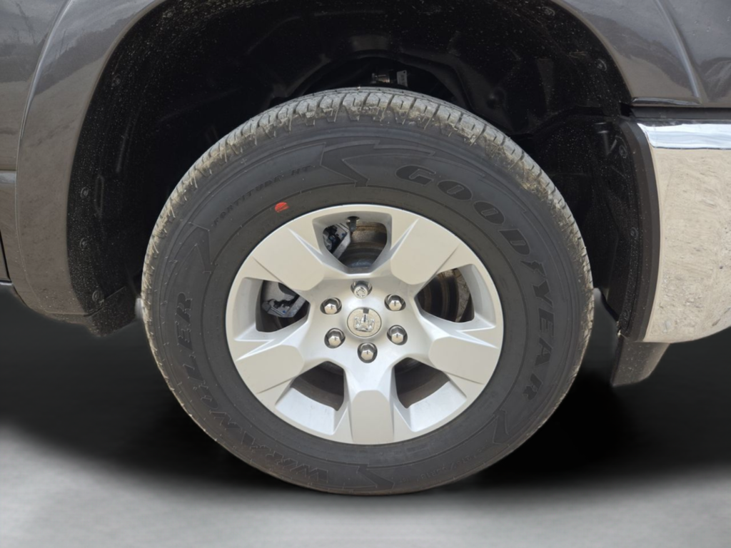 New 2026 Granite Crystal Metallic Clear-Coat Exterior Paint RAM Big Horn/Lone Star image 44