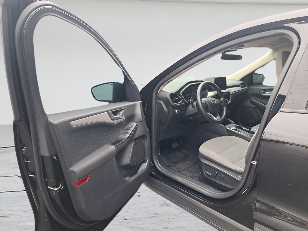 Used 2020 Black Ford SE image 10