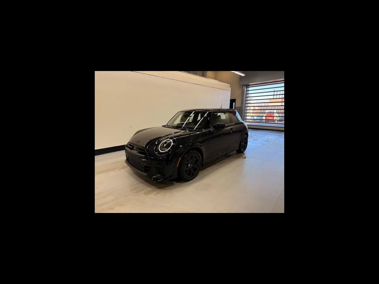 2026 MINI Hardtop Cooper S's photo